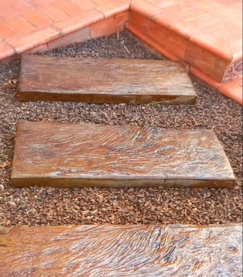 Pisante para jardim.jpg