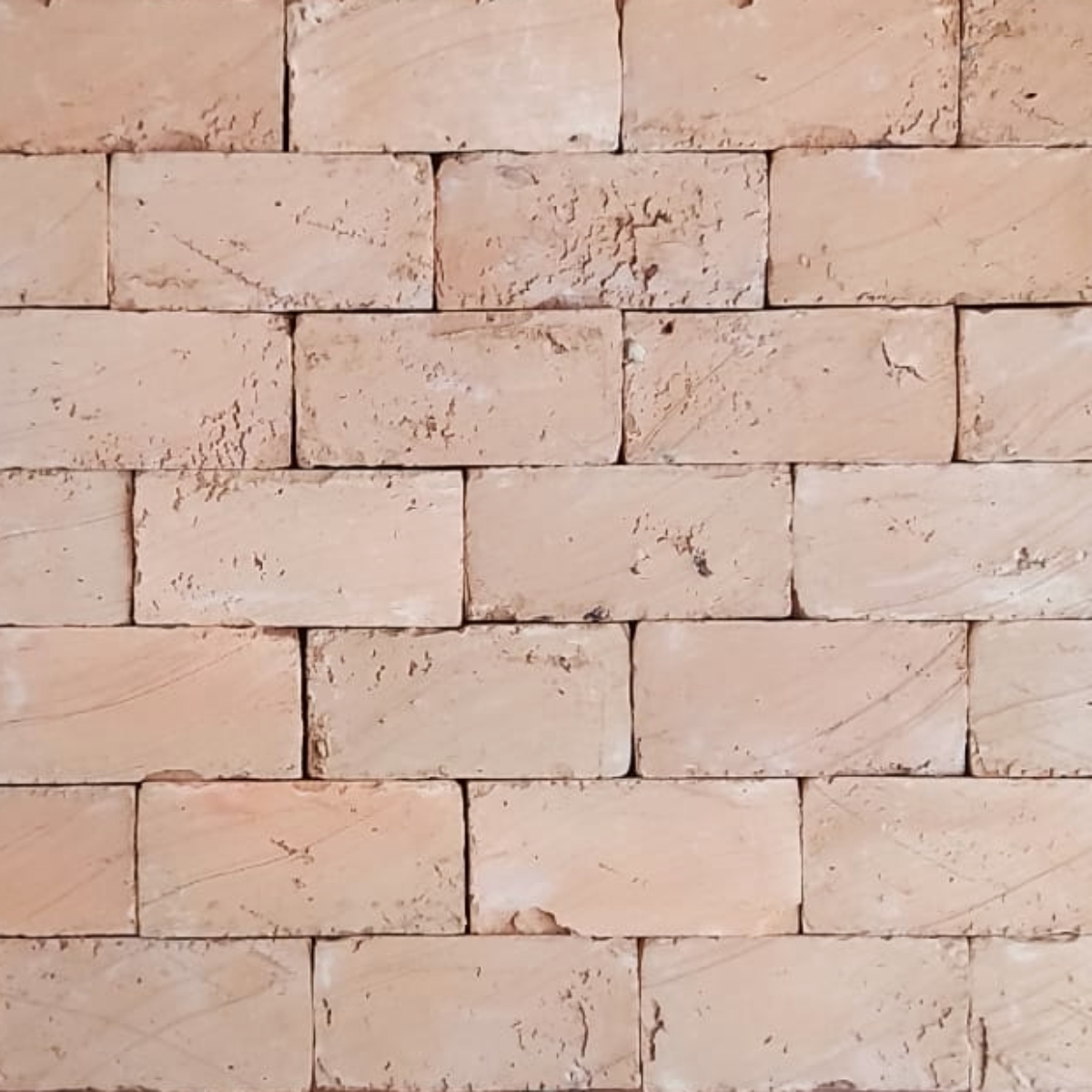 Revestimento de Tijolo Comum Maciço.jpg