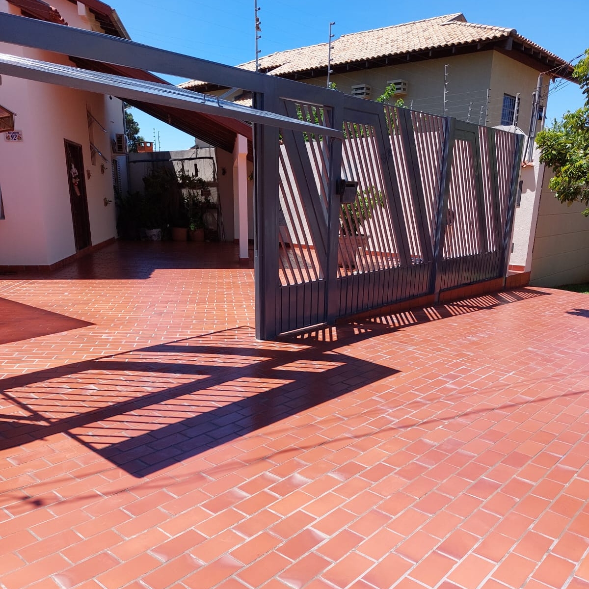 Varanda e garagem.jpg